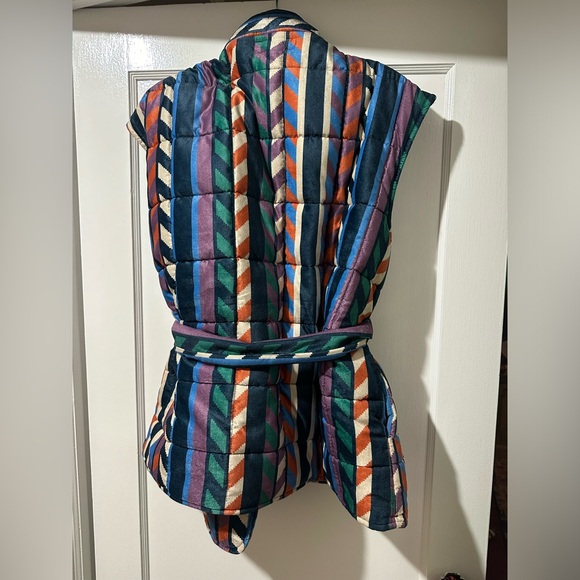 Xirena Cassandra Puffer Vest - Picture 4 of 8